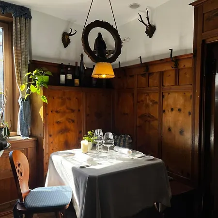 Gasthof Sterzingerhof - Heritage Rooms - Since 1540-3